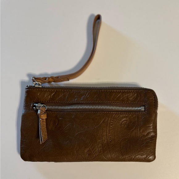 MARGOT Cognac Genuine Leather Card Case Wristlet Wallet Zipper Closure - Picture 2 of 12